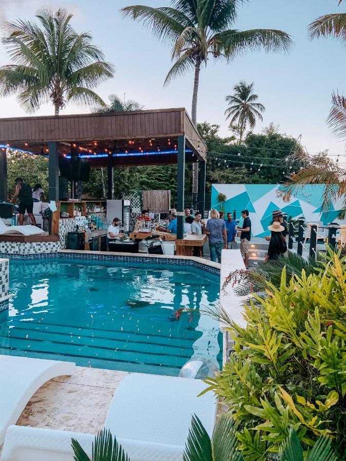 Aqua Marina Beach Club رينكون المظهر الخارجي الصورة